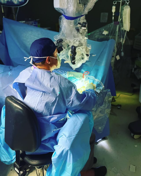Dr. John F. Morrison best neurosurgeon in palm beach florida, The Morrison Clinic, the leading neurosurgery clinic in Palm Beach, Florida